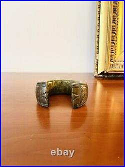 ANCIEN GROS BRACELET D'ESCLAVE EN BRONZE GRAVÉ XIX Siècle ART PREMIER AFRICAIN