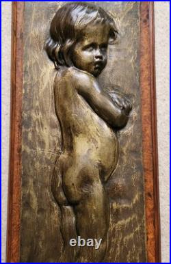 Ancien Bas-relief en Bronze Patiné signé BOUCHARDON Enfant Nu XIXe siècle Ancien Bas-relief en Bronze Patiné signé BOUCHARDON Enfant Nu XIXe siècle