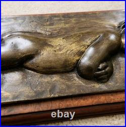 Ancien Bas-relief en Bronze Patiné signé BOUCHARDON Enfant Nu XIXe siècle Ancien Bas-relief en Bronze Patiné signé BOUCHARDON Enfant Nu XIXe siècle