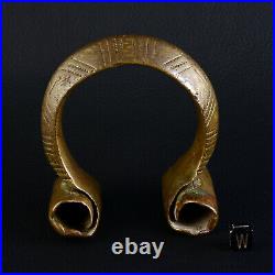 Ancien Bracelet torque Touareg XIXe siècle en bronze 9 cm Ethnographie Afrique