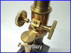 Ancien Microscope monoculaire en bronze dans sa boîte d'origine XIX-XXe siècle