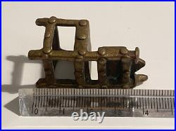Ancien Poids d'Or Ashanti Akan Chaise Symbole de Akan Royal XVIII-XIXe Siècle Ancien Poids d'Or Ashanti Akan Chaise Symbole de Akan Royal XVIII-XIXe Siècle