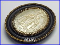 Ancien XIXe siècle. Cadre en ébène en bronze Ormolu en bronze sculpté à la ma