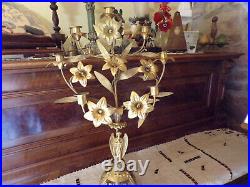 Ancien candélabre, objet religieux, bougoir, fleurs, 7 feux, XIXe siècle Ancien candélabre, objet religieux, bougoir, fleurs, 7 feux, XIXe siècle
