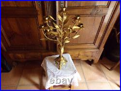 Ancien candélabre, objet religieux, bougoir, fleurs, 7 feux, XIXe siècle Ancien candélabre, objet religieux, bougoir, fleurs, 7 feux, XIXe siècle