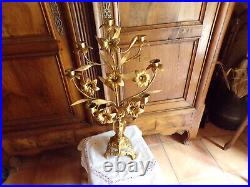 Ancien candélabre, objet religieux, bougoir, fleurs, 7 feux, XIXe siècle Ancien candélabre, objet religieux, bougoir, fleurs, 7 feux, XIXe siècle