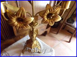 Ancien candélabre, objet religieux, bougoir, fleurs, 7 feux, XIXe siècle Ancien candélabre, objet religieux, bougoir, fleurs, 7 feux, XIXe siècle