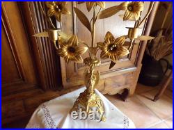 Ancien candélabre, objet religieux, bougoir, fleurs, 7 feux, XIXe siècle Ancien candélabre, objet religieux, bougoir, fleurs, 7 feux, XIXe siècle