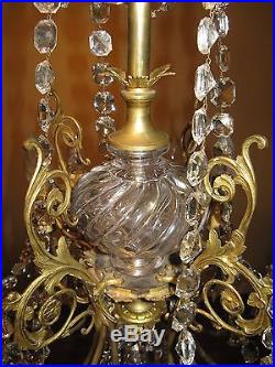 Ancien et grand lustre pampilles cristal et bronze XIX ème siècle (Baccarat)