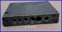 Ancien moule en bronze pour balles en plomb du XIXe siècle