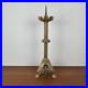Ancien-pique-cierge-bronze-dore-gothique-H48-cm-XIXe-siecle-eglise-autel-01-xqbd