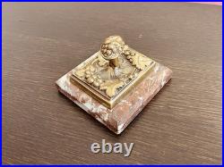 Ancien presse-papiers, bronze et marbre rouge, France, XIXe siècle
