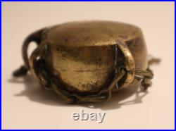 Ancienne Boîte à Silex Amorçoir en bronze doré chasse Moyen-Orient XIXe siècle