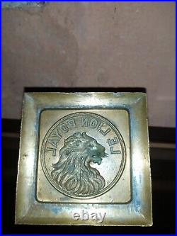 Ancienne grosse Matrice en bronze Le Lion Royal Médaille graveur 1,4Kg L8,8cm