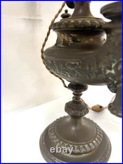 Ancienne lampe a huile mise a l'électricité XIX siècle