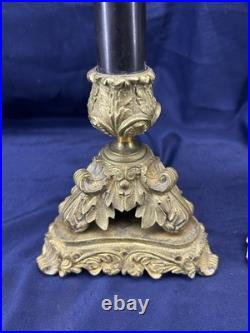 Ancienne paire de bougeoirs en bronze doré XIX siècle restauration