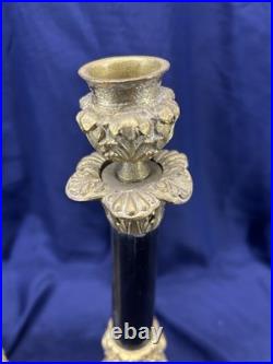 Ancienne paire de bougeoirs en bronze doré XIX siècle restauration