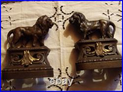Anciens lions en bronze, barre de cheminée, âtre, décoration du XIXe siècle