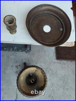 Antique XIXe Siècle Paire De Candélabres Candeliers D'Autel En Bronze Fini Doré