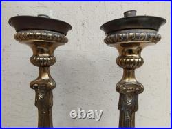 Antique XIXe Siècle Paire De Candélabres Candeliers D'Autel En Bronze Fini Doré