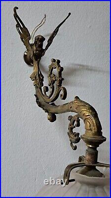 Applique ou applique murale, bronze et tulipe en verre, XIXe siècle