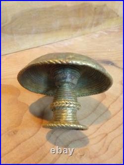 BOUGEOIR EN BRONZE XIX-xx -ème siècle