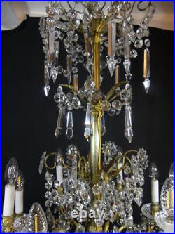 Baccarat, Grand Lustre 12 Lumières En Cristal Et Bronze, époque XIX ème Siècle