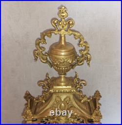 Belle composition de garniture de cheminée XIX siècle Belle composition de garniture de cheminée XIX siècle