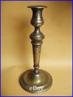 Belle paire de flambeaux en bronze ciselé et argenté XIXe siècle