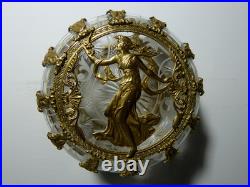Bonbonnière boite ancienne 19 siècle XIX en cristal taillé monture bronze ciselé