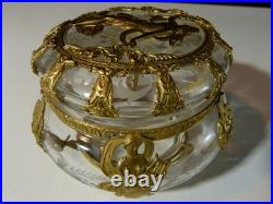 Bonbonnière boite ancienne 19 siècle XIX en cristal taillé monture bronze ciselé