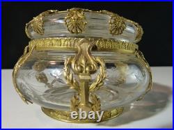 Bonbonnière boite ancienne 19 siècle XIX en cristal taillé monture bronze ciselé