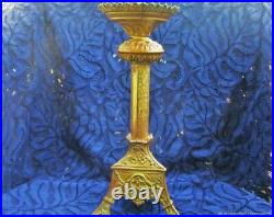 Bougeoir ancien Gothique bronze XIX siècle Old Gothic bronze candlestick XIX cen
