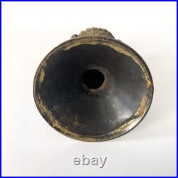 Bougeoir chinois en bronze patiné, décor au dragon impérial Fin XIXe siècle