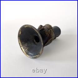 Bougeoir chinois en bronze patiné, décor au dragon impérial Fin XIXe siècle