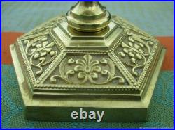 Bougeoirs anciens 2 pièces Médaillons bronze XIX siècle France