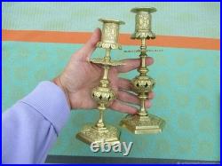 Bougeoirs anciens 2 pièces Médaillons bronze XIX siècle France