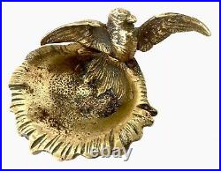 Bronze De Vienne Baguier En Bronze Doré Représentant Un Oiseau XIX Éme Siècle