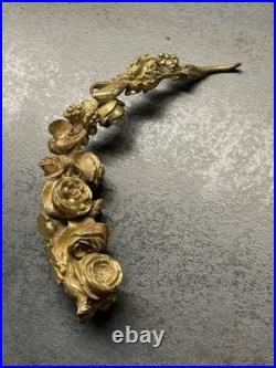 Bronze ancien Couronne De Fruits Et De Fleurs Bronze Doré XIXe Siècle 584 Gr