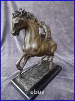 Bronze de Barye le singe sur le cheval XIX siècle Bronze de Barye le singe sur le cheval XIX siècle