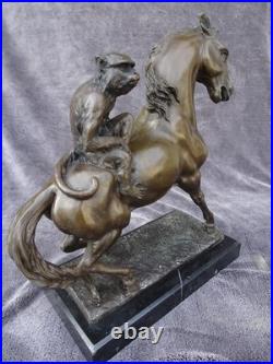 Bronze de Barye le singe sur le cheval XIX siècle Bronze de Barye le singe sur le cheval XIX siècle