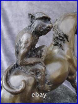 Bronze de Barye le singe sur le cheval XIX siècle Bronze de Barye le singe sur le cheval XIX siècle