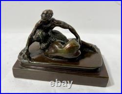 Bronze érotique a patine brune S. M XIX siècle