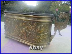Cachepot de jardinière ancien Chimères fleurs laiton bronze XIX siècle Cachepot de jardinière ancien Chimères fleurs laiton bronze XIX siècle