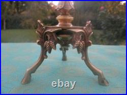 Chandelier Ancien Pommes de pin Sabots bronze XIX siècle France Chandelier Ancien Pommes de pin Sabots bronze XIX siècle France