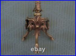 Chandelier Ancien Pommes de pin Sabots bronze XIX siècle France Chandelier Ancien Pommes de pin Sabots bronze XIX siècle France