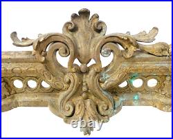 Chenets renaissance en bronze finement ciselé trace de dorure. XIX siècle Chenets renaissance en bronze finement ciselé trace de dorure. XIX siècle