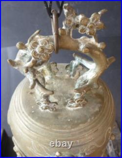 Cloche chinoise XIX-XX Siecle rare temple bell bronze on hardwood stand 19thc