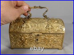 Coffret en bronze doré de style néo-gothique, XIXe siècle