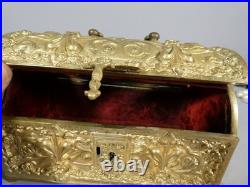 Coffret en bronze doré de style néo-gothique, XIXe siècle Coffret en bronze doré de style néo-gothique, XIXe siècle